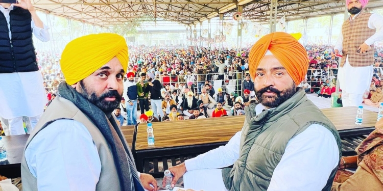 महिलाओं को ₹1000 देना मुफ्तखोरी नहीं, सोशल सिक्योरिटी है – भगवंत मान महिलाओं को ₹1000 देना मुफ्तखोरी नहीं, सोशल सिक्योरिटी है – भगवंत मान