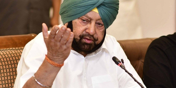 कैप्टन अमरिंदर ने पंजाब सरकार को बर्खास्त करने और राष्ट्रपति शासन लगाए जाने की मांग की