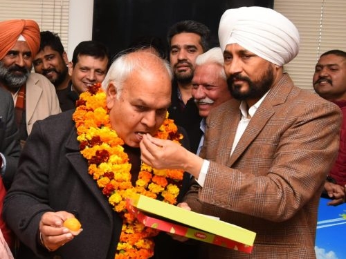 ਨਾਮਜ਼ਦਗੀਆਂ ਦੇ ਆਖਿਰੀ ਦਿਨ ਕਾਂਗਰਸ ਪਾਰਟੀ ਦਾ ‘ਡੈਮੇਜ਼ ਕੰਟਰੋਲ’-ਮਹਿੰਦਰ ਕੇਪੀ ਨੂੰ ਦਿੱਤੀ ਆਦਮਪੁਰ ਤੋਂ ਟਿਕਟ
