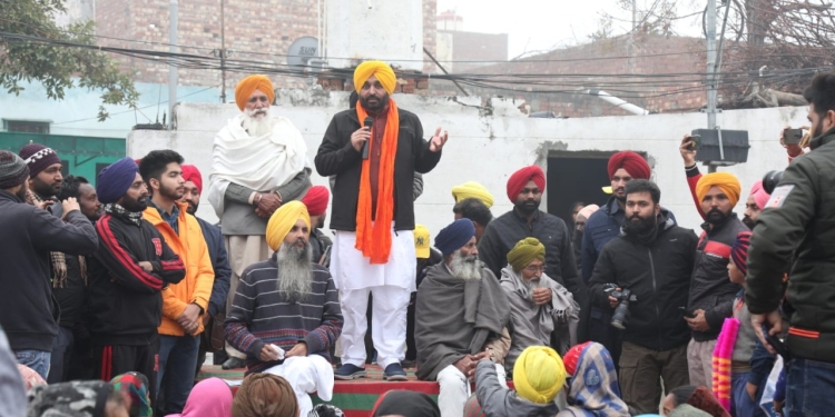 ਪੰਜਾਬ ਦਾ ਹਰ ਪਿੰਡ ਬਦਲਾਅ ਚਾਹੁੰਦਾ ਹੈ- ਭਗਵੰਤ ਮਾਨ ਪੰਜਾਬ ਦਾ ਹਰ ਪਿੰਡ ਬਦਲਾਅ ਚਾਹੁੰਦਾ ਹੈ- ਭਗਵੰਤ ਮਾਨ