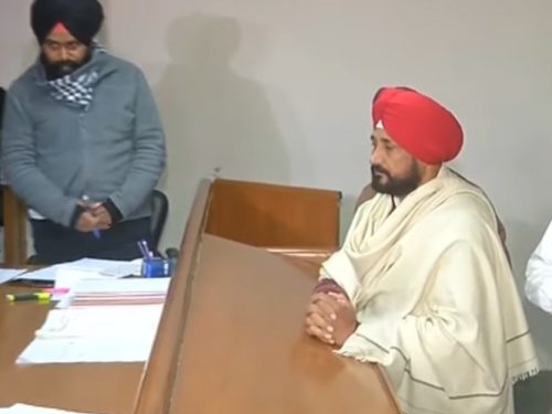 ਮੁੱਖ ਮੰਤਰੀ ਚਰਨਜੀਤ ਸਿੰਘ ਚੰਨੀ ਵੱਲੋਂ ਹਲਕਾ ਚਮਕੌਰ ਸਾਹਿਬ ਤੋ ਨਾਮਜ਼ਦਗੀ ਦਾਖਲ