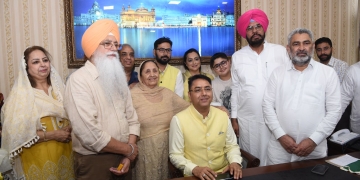 ਅਮਨ ਅਰੋੜਾ ਨੇ ਸੂਚਨਾ ਅਤੇ ਲੋਕ ਸੰਪਰਕ, ਨਵੀਂ ਤੇ ਨਵਿਆਉਣਯੋਗ ਊਰਜਾ ਅਤੇ ਮਕਾਨ ਉਸਾਰੀ ਤੇ ਸ਼ਹਿਰੀ ਵਿਕਾਸ ਮੰਤਰੀ ਵਜੋਂ ਅਹੁਦਾ ਸੰਭਾਲਿਆ