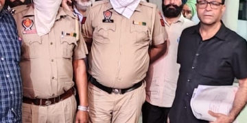 ਏ.ਐਸ.ਆਈ. ਤੇ ਹੌਲਦਾਰ 5 ਹਜ਼ਾਰ ਦੀ ਰਿਸ਼ਵਤ ਲੈਂਦੇ ਵਿਜੀਲੈਂਸ ਬਿਊਰੋ ਵੱਲੋਂ ਰੰਗੇ ਹੱਥੀਂ ਕਾਬੂ