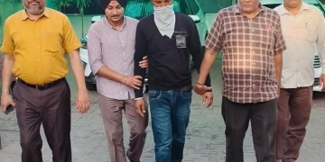 ਸੱਤ ਹਜ਼ਾਰ ਰੁਪਏ ਦੀ ਰਿਸ਼ਵਤ ਲੈਣ ਦੇ ਦੋਸ਼ ਹੇਠ ਮਾਲ ਪਟਵਾਰੀ ਅਤੇ ਉਸ ਦੇ ਸਾਥੀ ਖਿਲਾਫ ਵਿਜੀਲੈਂਸ ਵੱਲੋਂ ਕੇਸ ਦਰਜ