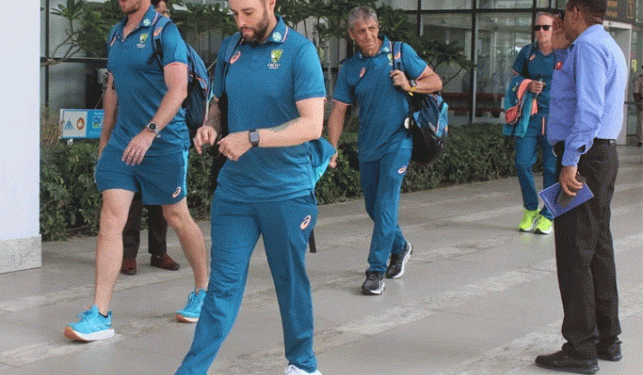 आस्ट्रेलियाई टीम भारत से पहले वनडे खेलने के लिए पहुंची मोहाली