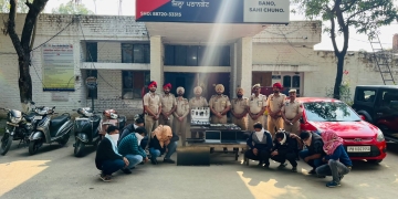 ਪਠਾਨਕੋਟ ਪੁਲਿਸ ਨੇ ਮੌਜੂਦਾ ਵਿਸ਼ਵ ਕੱਪ ਦੌਰਾਨ ਪੰਜਾਬ, ਜੰਮੂ-ਕਸ਼ਮੀਰ ਅਤੇ ਹਿਮਾਚਲ ਪ੍ਰਦੇਸ਼ ਦੇ ਅੰਤਰਰਾਜੀ ਸੱਟੇਬਾਜ਼ੀ ਸਿੰਡੀਕੇਟ ਦਾ ਕੀਤਾ ਪਰਦਾਫਾਸ਼