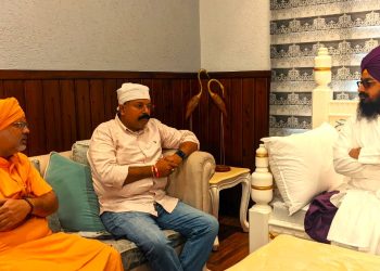 ਭਾਈ ਰਣਜੀਤ ਸਿੰਘ ਢੰਡਰੀਆਂ ਵਾਲਿਆਂ ਦੀ “ਪੋਰਸ ਦਾ ਪੰਜਾਬ” ਦੇ ਮੁੱਖੀ ਨਾਲ ਮੁਲਾਕਾਤ ਭਾਈ ਰਣਜੀਤ ਸਿੰਘ ਢੰਡਰੀਆਂ ਵਾਲਿਆਂ ਦੀ “ਪੋਰਸ ਦਾ ਪੰਜਾਬ” ਦੇ ਮੁੱਖੀ ਨਾਲ ਮੁਲਾਕਾਤ