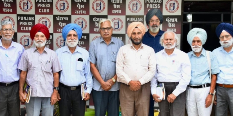 Latest News : ਪੰਜਾਬ ਦੀਆਂ ਸਮੱਸਿਆਵਾਂ ਅਤੇ ਸੰਭਾਵਨਾਵਾਂ ਵਿਸ਼ੇ ਤੇ ਬੁੱਧੀਜੀਵੀਆਂ ਵੱਲੋਂ ਜਲੰਧਰ ’ਚ ਮੀਟਿੰਗ