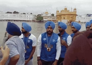 Latest News : ਪੈਰਿਸ ਓਲੰਪਿਕ ‘ਚ ਕਾਂਸੀ ਦਾ ਤਗਮਾ ਜਿੱਤਣ ਤੋਂ ਬਾਅਦ ਭਾਰਤੀ ਪੁਰਸ਼ ਹਾਕੀ ਟੀਮ ਪਹੁੰਚੀ ਅੰਮ੍ਰਿਤਸਰ