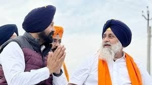 Politics News : ਡਿੰਪੀ ਢਿੱਲੋਂ ਨੇ ਚੱਕ ਤਾ ਕੱਲੀ ਕੱਲੀ ਗੱਲ ਤੋਂ ਪਰਦਾ, ਜਾਣੋ ਪਰਿਵਾਰਵਾਦ ਨੇ ਕਿਸ ਤਰ੍ਹਾਂ ਤੋੜੀ 36 ਸਾਲ ਪੁਰਾਣੀ ਯਾਰੀ