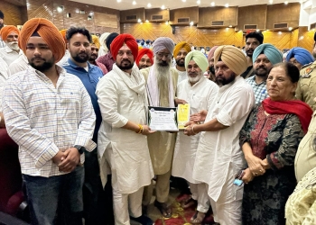 Punjab News: ਕੈਬਨਿਟ ਮੰਤਰੀ ਜੌੜਾਮਾਜਰਾ ਨੇ ਪਰਾਲੀ ਨਾ ਸਾੜਨ ਵਾਲੇ ਦੋ ਏਕੜ ਤੋਂ ਘੱਟ ਜਮੀਨ ਵਾਲੇ ਕਿਸਾਨ ਕੀਤੇ ਸਨਮਾਨਤ