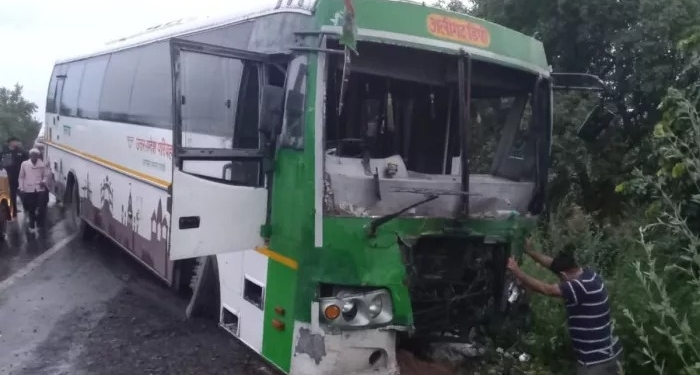 Hathras road accident: ਯੂਪੀ ਦੇ ਹਾਥਰਸ ‘ਚ ਭਿਆਨਕ ਸੜਕੀ ਹਾਦਸਾ, ਕਈ ਪਰਿਵਾਰਾਂ ‘ਤੇ ਟੁੱਟਿਆ ਦੁਖਾਂ ਦਾ ਪਹਾੜ