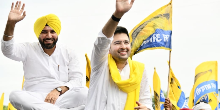 Haryana Polls: ਰਾਜ ਸਭਾ ਮੈਂਬਰ ਰਾਘਵ ਚੱਢਾ ਦੀ ਹਾਜ਼ਰੀ ਵਿਚ ਅਸੰਧ ਤੋਂ ਆਮ ਆਦਮੀ ਪਾਰਟੀ ਦੇ ਉਮੀਦਵਾਰ ਅਮਨਦੀਪ ਜੁੰਡਲਾ ਨੇ ਨਾਮਜ਼ਦਗੀ ਪੱਤਰ ਕੀਤਾ ਦਾਖਲ