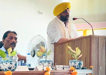 CHANDIGARH NEWS: ਕੈਬਨਿਟ ਮੰਤਰੀ ਹਰਭਜਨ ਸਿੰਘ ਈਟੀਓ ਨੇ ਸਮਕਾਲੀ ਸਮਾਜਿਕ ਮੁੱਦਿਆਂ ਦੇ ਹੱਲ ਲਈ ਗਾਂਧੀ ਅਤੇ ਅੰਬੇਡਕਰ ਦੇ ਫਲਸਫ਼ਿਆਂ ਦੀ ਸਾਰਥਕਤਾ ‘ਤੇ ਜ਼ੋਰ ਦਿੱਤਾ