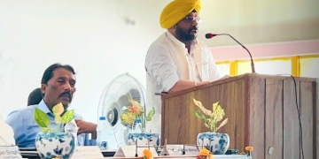 CHANDIGARH NEWS: ਕੈਬਨਿਟ ਮੰਤਰੀ ਹਰਭਜਨ ਸਿੰਘ ਈਟੀਓ ਨੇ ਸਮਕਾਲੀ ਸਮਾਜਿਕ ਮੁੱਦਿਆਂ ਦੇ ਹੱਲ ਲਈ ਗਾਂਧੀ ਅਤੇ ਅੰਬੇਡਕਰ ਦੇ ਫਲਸਫ਼ਿਆਂ ਦੀ ਸਾਰਥਕਤਾ ‘ਤੇ ਜ਼ੋਰ ਦਿੱਤਾ