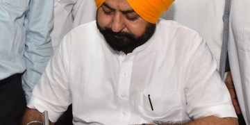 Punjab News: ਹਰਦੀਪ ਸਿੰਘ ਮੁੰਡੀਆਂ ਨੇ ਕੈਬਨਿਟ ਮੰਤਰੀ ਵਜੋਂ ਅਹੁਦਾ ਸੰਭਾਲਿਆ Punjab News: ਹਰਦੀਪ ਸਿੰਘ ਮੁੰਡੀਆਂ ਨੇ ਕੈਬਨਿਟ ਮੰਤਰੀ ਵਜੋਂ ਅਹੁਦਾ ਸੰਭਾਲਿਆ