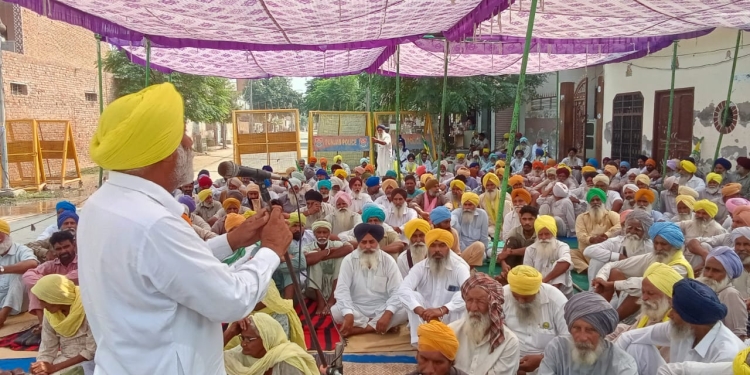 Latest News: ਭਾਕਿਯੂ (ਏਕਤਾ-ਉਗਰਾਹਾਂ) ਵੱਲੋਂ ਝੋਨੇ ਦੀ ਨਿਰਵਿਘਨ ਖ੍ਰੀਦ ਲਈ ਤੀਜੇ ਦਿਨ ਵੀ 50 ਥਾਂਵਾਂ ‘ਤੇ ਪੱਕੇ ਮੋਰਚੇ ਜਾਰੀ