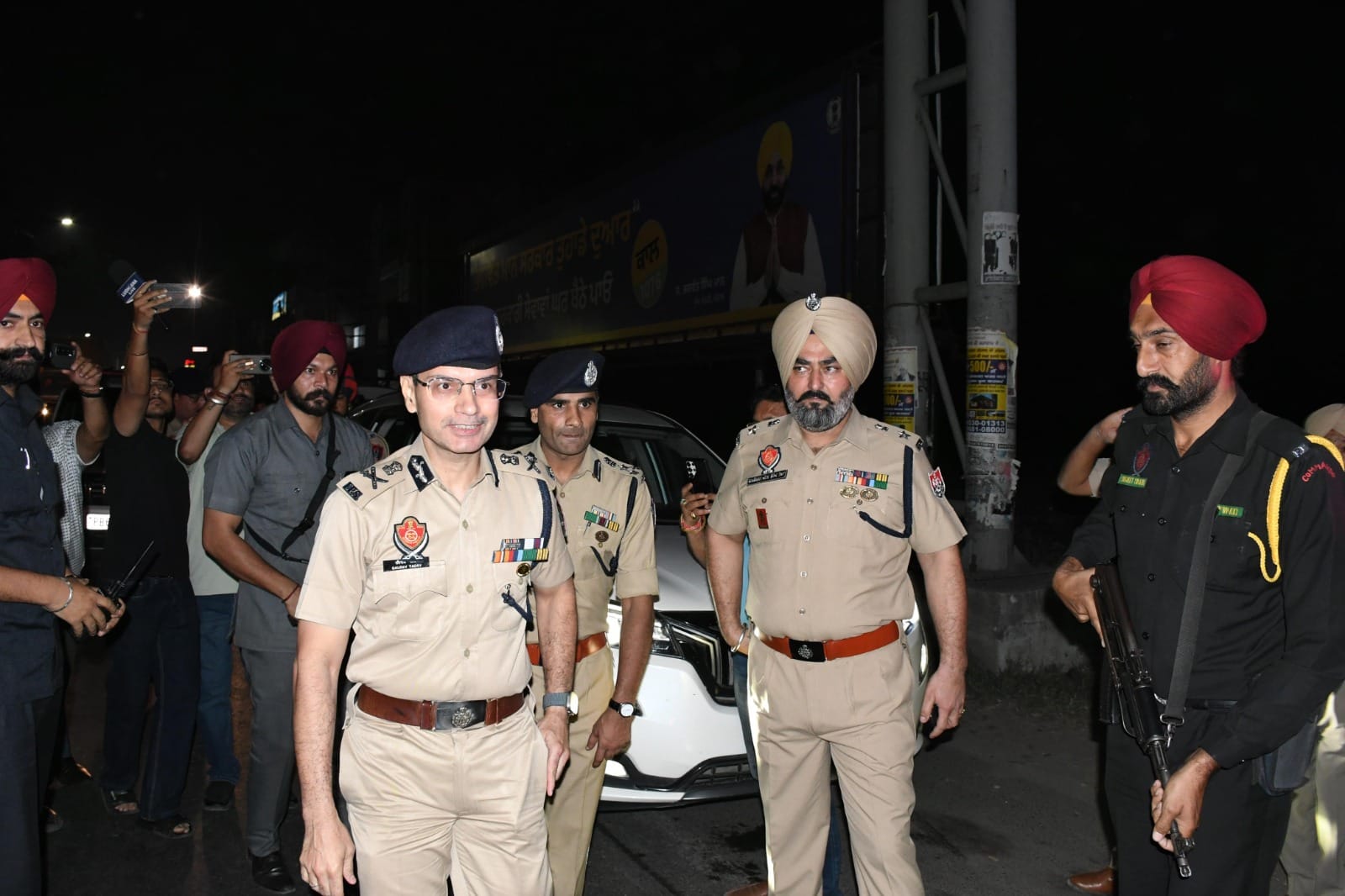 DGP ਗੌਰਵ ਯਾਦਵ ਨੇ ‘ਨਾਈਟ ਡੌਮੀਨੇਸ਼ਨ’ ਤਹਿਤ PUNJAB ਭਰ ’ਚ ਨਾਕਿਆਂ, ਥਾਣਿਆਂ ਦੀ ਕੀਤੀ ਜਾਂਚ