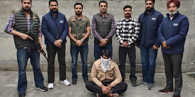 PUNJAB POLICE ਦੀ ਏ.ਜੀ.ਟੀ.ਐਫ. ਵੱਲੋਂ ਅੱਤਵਾਦੀ ਲਖਬੀਰ ਲੰਡਾ ਦਾ ਸਹਿਯੋਗੀ ਗ੍ਰਿਫ਼ਤਾਰ ; ਇੱਕ ਪਿਸਤੌਲ ਬਰਾਮਦ