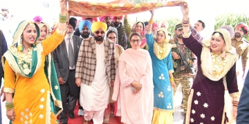 Latest News: ਔਰਤਾਂ ਨੂੰ ਵੱਧ ਅਖ਼ਤਿਆਰ ਦੇਣ ਲਈ ਸੁਹਿਰਦ ਯਤਨ ਕਰ ਰਹੀ ਹੈ ਸਾਡੀ ਸਰਕਾਰ – ਮੁੱਖ ਮੰਤਰੀ Latest News: ਔਰਤਾਂ ਨੂੰ ਵੱਧ ਅਖ਼ਤਿਆਰ ਦੇਣ ਲਈ ਸੁਹਿਰਦ ਯਤਨ ਕਰ ਰਹੀ ਹੈ ਸਾਡੀ ਸਰਕਾਰ – ਮੁੱਖ ਮੰਤਰੀ