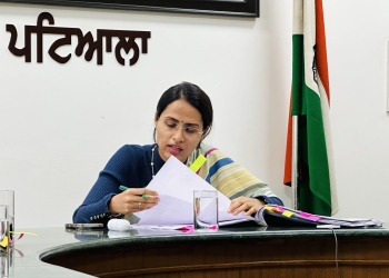 Patiala News: ਡਿਪਟੀ ਕਮਿਸ਼ਨਰ ਵੱਲੋਂ ਜ਼ਿਲ੍ਹਾ ਅਧਿਕਾਰੀਆਂ ਦੇ ਪ੍ਰਸ਼ਾਸਨਿਕ ਕਾਰਜਾਂ ਦੀ ਸਮੀਖਿਆ