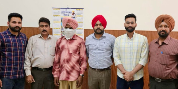 20000 ਰੁਪਏ ਰਿਸ਼ਵਤ ਲੈਂਦਾ ਪੰਚਾਇਤ ਸਕੱਤਰ Vigilance Bureau ਵੱਲੋਂ ਰੰਗੇ ਹੱਥੀਂ ਕਾਬੂ 20000 ਰੁਪਏ ਰਿਸ਼ਵਤ ਲੈਂਦਾ ਪੰਚਾਇਤ ਸਕੱਤਰ Vigilance Bureau ਵੱਲੋਂ ਰੰਗੇ ਹੱਥੀਂ ਕਾਬੂ