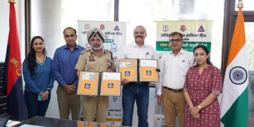 ‘ਆਈ ਐਮ ਸੇਫ਼ਟੀ ਹੀਰੋ’- ਸੜਕ ਹਾਦਸਿਆਂ ਵਿੱਚ ਕਿਸਾਨਾਂ ਦੀ ਹਿਫ਼ਾਜ਼ਤ ਲਈ PUNJAB ਦਾ ਵੱਡਾ ਕਦਮ ‘ਆਈ ਐਮ ਸੇਫ਼ਟੀ ਹੀਰੋ’- ਸੜਕ ਹਾਦਸਿਆਂ ਵਿੱਚ ਕਿਸਾਨਾਂ ਦੀ ਹਿਫ਼ਾਜ਼ਤ ਲਈ PUNJAB ਦਾ ਵੱਡਾ ਕਦਮ