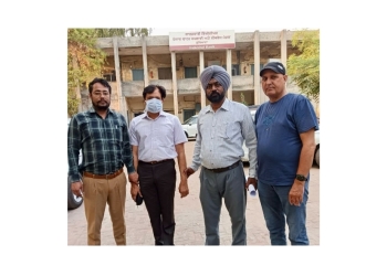 ਠੇਕੇਦਾਰ ਤੋਂ 10 ਫ਼ੀਸਦ ਕਮਿਸ਼ਨ ਮੰਗਣ ਦੇ ਦੋਸ਼ ਵਿੱਚ Vigilance Bureau ਵੱਲੋਂ ਸੁਪਰਡੈਂਟ ਇੰਜੀਨੀਅਰ ਗ੍ਰਿਫ਼ਤਾਰ ਠੇਕੇਦਾਰ ਤੋਂ 10 ਫ਼ੀਸਦ ਕਮਿਸ਼ਨ ਮੰਗਣ ਦੇ ਦੋਸ਼ ਵਿੱਚ Vigilance Bureau ਵੱਲੋਂ ਸੁਪਰਡੈਂਟ ਇੰਜੀਨੀਅਰ ਗ੍ਰਿਫ਼ਤਾਰ