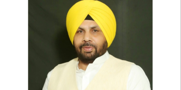 ਲੋਕ ਨਿਰਮਾਣ ਵਿਭਾਗ ਵਲੋਂ ਵੱਖ ਵੱਖ ਸਕੀਮਾਂ ਅਧੀਨ ਕਰਵਾਏ ਜਾ ਰਹੇ ਹਨ ਵਿਕਾਸ ਕਾਰਜ : ਹਰਭਜਨ ਸਿੰਘ ETO ਲੋਕ ਨਿਰਮਾਣ ਵਿਭਾਗ ਵਲੋਂ ਵੱਖ ਵੱਖ ਸਕੀਮਾਂ ਅਧੀਨ ਕਰਵਾਏ ਜਾ ਰਹੇ ਹਨ ਵਿਕਾਸ ਕਾਰਜ : ਹਰਭਜਨ ਸਿੰਘ ETO
