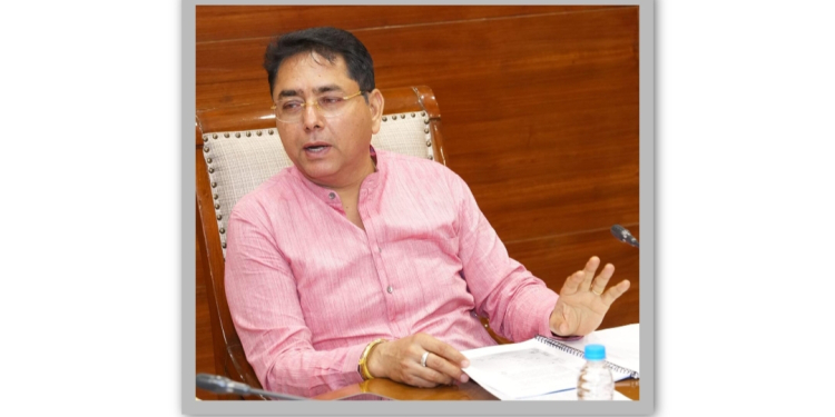 Aman Arora ਵੱਲੋਂ ਗੈਂਗਸਟਰਵਾਦ ਨੂੰ ਜੜ੍ਹੋਂ ਖ਼ਤਮ ਦਾ ਅਹਿਦ; ਤਰਨ ਤਾਰਨ ਵਿੱਚ ਸਰਪੰਚ ਦੇ ਕਾਇਰਾਨਾ ਕਤਲ ਦੀ ਸਖ਼ਤ ਨਿੰਦਾ
