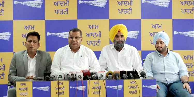 PUNJAB : ‘ਆਪ‘ ਆਗੂਆਂ ਨੇ ਨਵੀਂ ਮਾਈਨਿੰਗ ਨੀਤੀ ਦੀ ਕੀਤੀ ਸ਼ਲਾਘਾ 