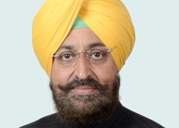 Bomb Controversy : ਪ੍ਰਤਾਪ ਬਾਜਵਾ ਦੀ ਪਟੀਸ਼ਨ ਤੇ ਹਾਈਕੋਰਟ ਵਿੱਚ ਹੋਈ ਸੁਣਵਾਈ ; ਬਾਜਵਾ ਦੀ ਗ੍ਰਿਫ਼ਤਾਰੀ ‘ਤੇ ਲੱਗੀ ਰੋਕ ਜਾਰੀ Bomb Controversy : ਪ੍ਰਤਾਪ ਬਾਜਵਾ ਦੀ ਪਟੀਸ਼ਨ ਤੇ ਹਾਈਕੋਰਟ ਵਿੱਚ ਹੋਈ ਸੁਣਵਾਈ ; ਬਾਜਵਾ ਦੀ ਗ੍ਰਿਫ਼ਤਾਰੀ ‘ਤੇ ਲੱਗੀ ਰੋਕ ਜਾਰੀ