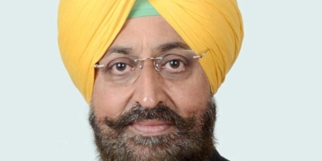 Bomb Controversy : ਪ੍ਰਤਾਪ ਬਾਜਵਾ ਦੀ ਪਟੀਸ਼ਨ ਤੇ ਹਾਈਕੋਰਟ ਵਿੱਚ ਹੋਈ ਸੁਣਵਾਈ ; ਬਾਜਵਾ ਦੀ ਗ੍ਰਿਫ਼ਤਾਰੀ ‘ਤੇ ਲੱਗੀ ਰੋਕ ਜਾਰੀ Bomb Controversy : ਪ੍ਰਤਾਪ ਬਾਜਵਾ ਦੀ ਪਟੀਸ਼ਨ ਤੇ ਹਾਈਕੋਰਟ ਵਿੱਚ ਹੋਈ ਸੁਣਵਾਈ ; ਬਾਜਵਾ ਦੀ ਗ੍ਰਿਫ਼ਤਾਰੀ ‘ਤੇ ਲੱਗੀ ਰੋਕ ਜਾਰੀ