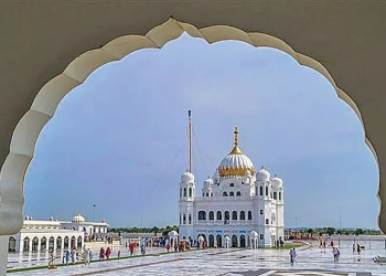 PUNJAB : ਭਾਰਤ-ਪਾਕਿਸਤਾਨ ਸੰਬੰਧਾਂ ਦਾ ਕਰਤਾਰਪੁਰ ਲਾਂਘੇ ‘ਤੇ ਪਿਆ ਅਸਰ ; ਘਟੀ ਸ਼ਰਧਾਲੂਆਂ ਦੀ ਗਿਣਤੀ