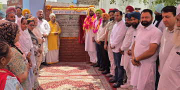 Ajnala : ਕੁਲਦੀਪ ਸਿੰਘ ਧਾਲੀਵਾਲ ਨੇ ਅਜਨਾਲਾ ‘ਚ 6.53 ਕਰੋੜ ਰੁਪਏ ਦੀ ਲਾਗਤ ਨਾਲ ਸ਼ੁੱਧ ਪੀਣ ਵਾਲੇ ਪਾਣੀ ਦੇ ਨਵ ਨਿਰਮਾਣ ਅਧੀਨ ਪ੍ਰੋਜੈਕਟ ਦਾ ਰੱਖਿਆ ਨੀਂਹ ਪੱਥਰ Ajnala : ਕੁਲਦੀਪ ਸਿੰਘ ਧਾਲੀਵਾਲ ਨੇ ਅਜਨਾਲਾ ‘ਚ 6.53 ਕਰੋੜ ਰੁਪਏ ਦੀ ਲਾਗਤ ਨਾਲ ਸ਼ੁੱਧ ਪੀਣ ਵਾਲੇ ਪਾਣੀ ਦੇ ਨਵ ਨਿਰਮਾਣ ਅਧੀਨ ਪ੍ਰੋਜੈਕਟ ਦਾ ਰੱਖਿਆ ਨੀਂਹ ਪੱਥਰ