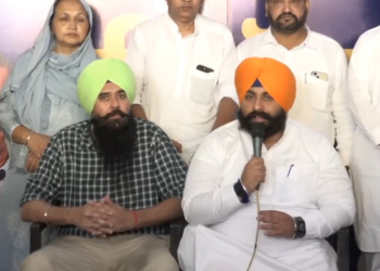 Punjab ਨੂੰ ਇੱਕ ਨਸ਼ਾ ਮੁਕਤ ਸੂਬਾ ਬਣਾਉਣ ਲਈ ਪਿੰਡ ਲੰਗੜੋਆ ਨੇ ਪੇਸ਼ ਕੀਤੀ ਮਿਸਾਲ: ਹਰਜੋਤ ਬੈਂਸ Punjab ਨੂੰ ਇੱਕ ਨਸ਼ਾ ਮੁਕਤ ਸੂਬਾ ਬਣਾਉਣ ਲਈ ਪਿੰਡ ਲੰਗੜੋਆ ਨੇ ਪੇਸ਼ ਕੀਤੀ ਮਿਸਾਲ: ਹਰਜੋਤ ਬੈਂਸ