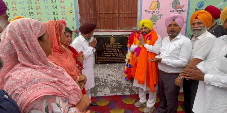 AMRITSAR NEWS -ਸਰਕਾਰੀ ਸਕੂਲਾਂ ਵਿੱਚ ਵਿਦਿਆਰਥੀਆਂ ਦੇ ਦਾਖਲੇ ’ਚ ਹੋਇਆ ਭਾਰੀ ਵਾਧਾ : ਈ.ਟੀ.ਓ AMRITSAR NEWS -ਸਰਕਾਰੀ ਸਕੂਲਾਂ ਵਿੱਚ ਵਿਦਿਆਰਥੀਆਂ ਦੇ ਦਾਖਲੇ ’ਚ ਹੋਇਆ ਭਾਰੀ ਵਾਧਾ : ਈ.ਟੀ.ਓ