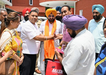 AAP ਸਰਕਾਰ ਦਾ ਵੱਡਾ ਕਦਮ: ਜ਼ਿਲ੍ਹਾ ਪ੍ਰੀਸ਼ਦ ਅਧੀਨ ਪੇਂਡੂ ਡਿਸਪੈਂਸਰੀਆਂ ਵਿੱਚ ਕੰਮ ਕਰਦੇ ਮੁਲਾਜ਼ਮਾਂ ਦੀ ਫੜ੍ਹੀ ਬਾਂਹ