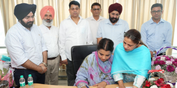 Latest News: ਗੁੰਜੀਤ ਰੂਚੀ ਬਾਵਾ ਨੇ ਵਾਈਸ ਚੇਅਰਮੈਨ ਦਾ ਆਹੁਦਾ ਸੰਭਾਲਿਆ