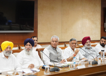 Punjab Haryana Water Dispute : ਮੁੱਖ ਮੰਤਰੀ ਭਗਵੰਤ ਮਾਨ ਦੀ ਅਗਵਾਈ ‘ਚ ਆੱਲ ਪਾਰਟੀ ਮੀਟਿੰਗ ਜਾਰੀ