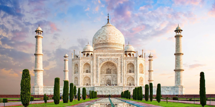 Agra : ਤਾਜ ਮਹਿਲ ਦੀ ਵਧਾਈ ਗਈ ਸੁਰੱਖਿਆ; ਐਂਟੀ ਡਰੋਨ ਸਿਸਟਮ ਤਾਇਨਾਤ Agra : ਤਾਜ ਮਹਿਲ ਦੀ ਵਧਾਈ ਗਈ ਸੁਰੱਖਿਆ; ਐਂਟੀ ਡਰੋਨ ਸਿਸਟਮ ਤਾਇਨਾਤ