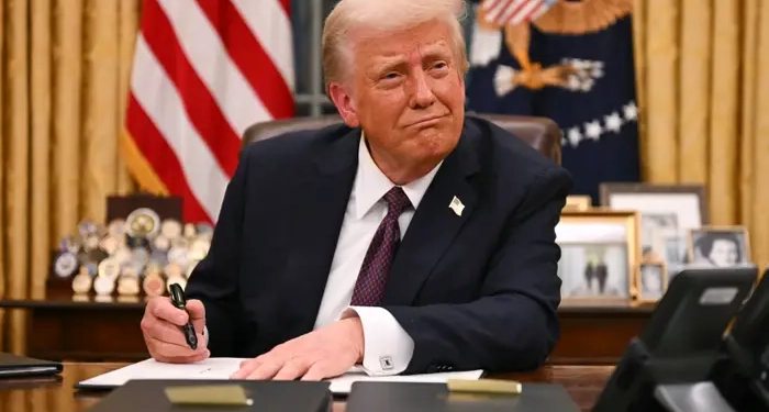 America ਤੋਂ ਭਾਰਤ ਪੈਸੇ ਭੇਜਣਾ ਹੁਣ ਪਵੇਗਾ ਮਹਿੰਗਾ America ਤੋਂ ਭਾਰਤ ਪੈਸੇ ਭੇਜਣਾ ਹੁਣ ਪਵੇਗਾ ਮਹਿੰਗਾ