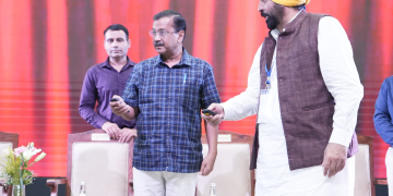Latest News: ਕੇਜਰੀਵਾਲ ਅਤੇ ਮੁੱਖ ਮੰਤਰੀ ਵੱਲੋਂ ਉਦਯੋਗਿਕ ਵਿਕਾਸ ਵਿੱਚ ਕ੍ਰਾਂਤੀਕਾਰੀ ਬਦਲਾਅ ਲਿਆਉਣ ਲਈ 12 ਨਵੀਆਂ ਪਹਿਲਕਦਮੀਆਂ ਸ਼ੁਰੂ