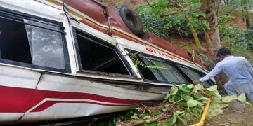 Himachal ‘ਚ ਵੱਡਾ ਹਾਦਸਾ, 200 ਮੀਟਰ ਡੂੰਘੀ ਖੱਡ ‘ਚ ਡਿੱਗੀ ਸਵਾਰੀਆਂ ਨਾਲ ਭਰੀ ਬੱਸ