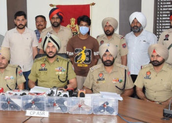 UK ਅਧਾਰਤ ਧਰਮਾ ਸੰਧੂ ਦੀ ਅਗਵਾਈ ਵਾਲੇ BKI ਟੈਰਰ ਮਾਡਿਊਲ ਦਾ AMRITSAR ਵਿੱਚ ਪਰਦਾਫਾਸ਼; ਛੇ ਅਤਿ-ਆਧੁਨਿਕ ਪਿਸਤੌਲਾਂ ਸਮੇਤ ਇੱਕ ਗ੍ਰਿਫ਼ਤਾਰ
