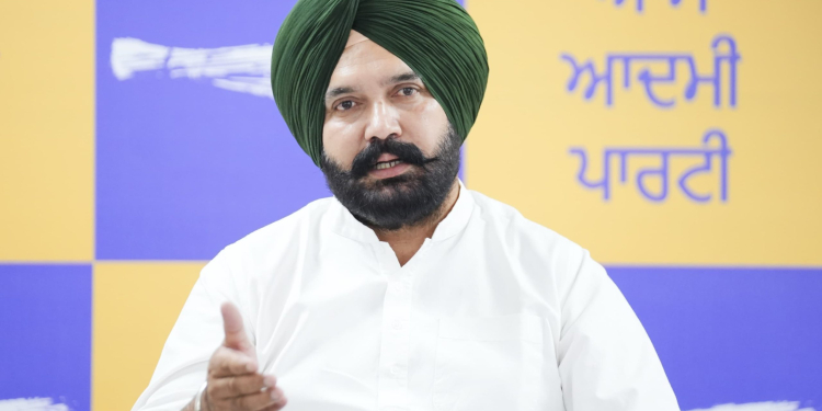 ਭੂ-ਮਾਫੀਆ ਲਈ ਝਟਕਾ ਅਤੇ ਕਿਸਾਨਾਂ ਲਈ ਗੇਮ-ਚੇਂਜਰ ਹੈ ‘ਲੈਂਡ ਪੂਲਿੰਗ ਸਕੀਮ’- ‘AAP’ ਕਿਸਾਨ ਵਿੰਗ ਪ੍ਰਧਾਨ
