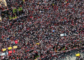 RCB ਦੀ ‘ਵਿਕਟਰੀ ਪਰੇਡ’ ਦੌਰਾਨ ਮਚੀ ਭਗਦੜ, 7 ਲੋਕਾਂ ਦੀ ਮੌਤ