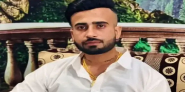ਦੋ ਦਿਨ ਪਹਿਲਾਂ Italy ਤੋਂ ਆਏ ਨੌਜਵਾਨ ਦੀ ਮਿਲੀ ਲਾਸ਼: ਪਿਓ ASI ਅਤੇ ਮਾਂ ਹੈ ਪਿੰਡ ਦੀ ਸਰਪੰਚ ਦੋ ਦਿਨ ਪਹਿਲਾਂ Italy ਤੋਂ ਆਏ ਨੌਜਵਾਨ ਦੀ ਮਿਲੀ ਲਾਸ਼: ਪਿਓ ASI ਅਤੇ ਮਾਂ ਹੈ ਪਿੰਡ ਦੀ ਸਰਪੰਚ