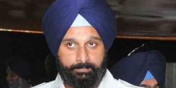 Punjab : ਬਿਕਰਮ ਮਜੀਠੀਆ ਦੀਆਂ ਮੁੜ ਵਧੀਆਂ ਮੁਸ਼ਕਿਲਾਂ, ਇੱਕ ਹੋਰ FIR ਹੋਈ ਦਰਜ Punjab : ਬਿਕਰਮ ਮਜੀਠੀਆ ਦੀਆਂ ਮੁੜ ਵਧੀਆਂ ਮੁਸ਼ਕਿਲਾਂ, ਇੱਕ ਹੋਰ FIR ਹੋਈ ਦਰਜ