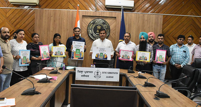 Punjab: ਖਾਲੀ ਪਲਾਟਾਂ ਦੇ ਮਾਲਕਾਂ ਲਈ ਪੰਜਾਬ ਸਰਕਾਰ ਵੱਲੋਂ ਨਵੇਂ ਹੁਕਮ ਜਾਰੀ, ਪੜ੍ਹੋ ਵੇਰਵਾ Punjab: ਖਾਲੀ ਪਲਾਟਾਂ ਦੇ ਮਾਲਕਾਂ ਲਈ ਪੰਜਾਬ ਸਰਕਾਰ ਵੱਲੋਂ ਨਵੇਂ ਹੁਕਮ ਜਾਰੀ, ਪੜ੍ਹੋ ਵੇਰਵਾ